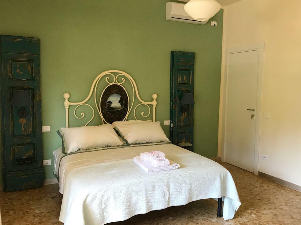 B&B La Casa Di Alice Camaiore Exterior photo
